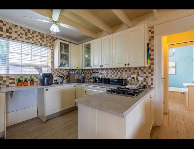 2 BEDROOM CLUSTER FOR SALE IN BROADACRES